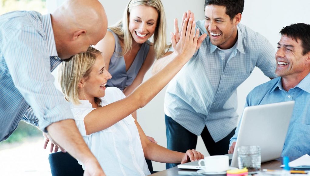 alphagamma-teamwork-3-steps-to-build-a-strong-team-entrepreneurship-1021x580-1